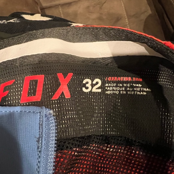 FOX MENS' RIDING PANTS. Used in good condition! - Picture 5 of 6